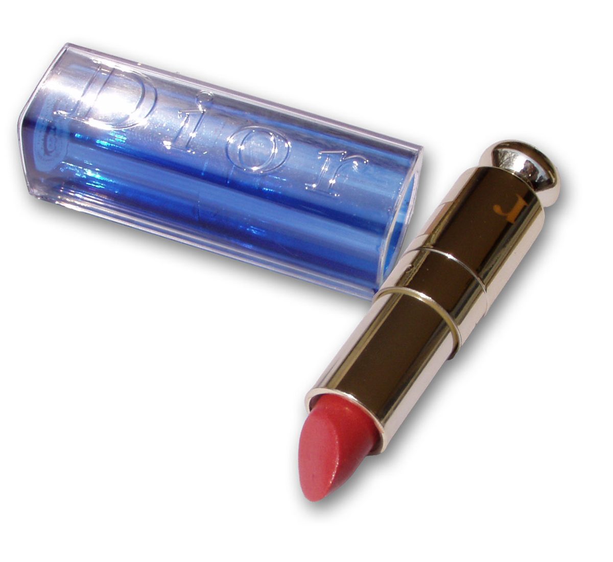 Long-Lasting Matte Lipstick