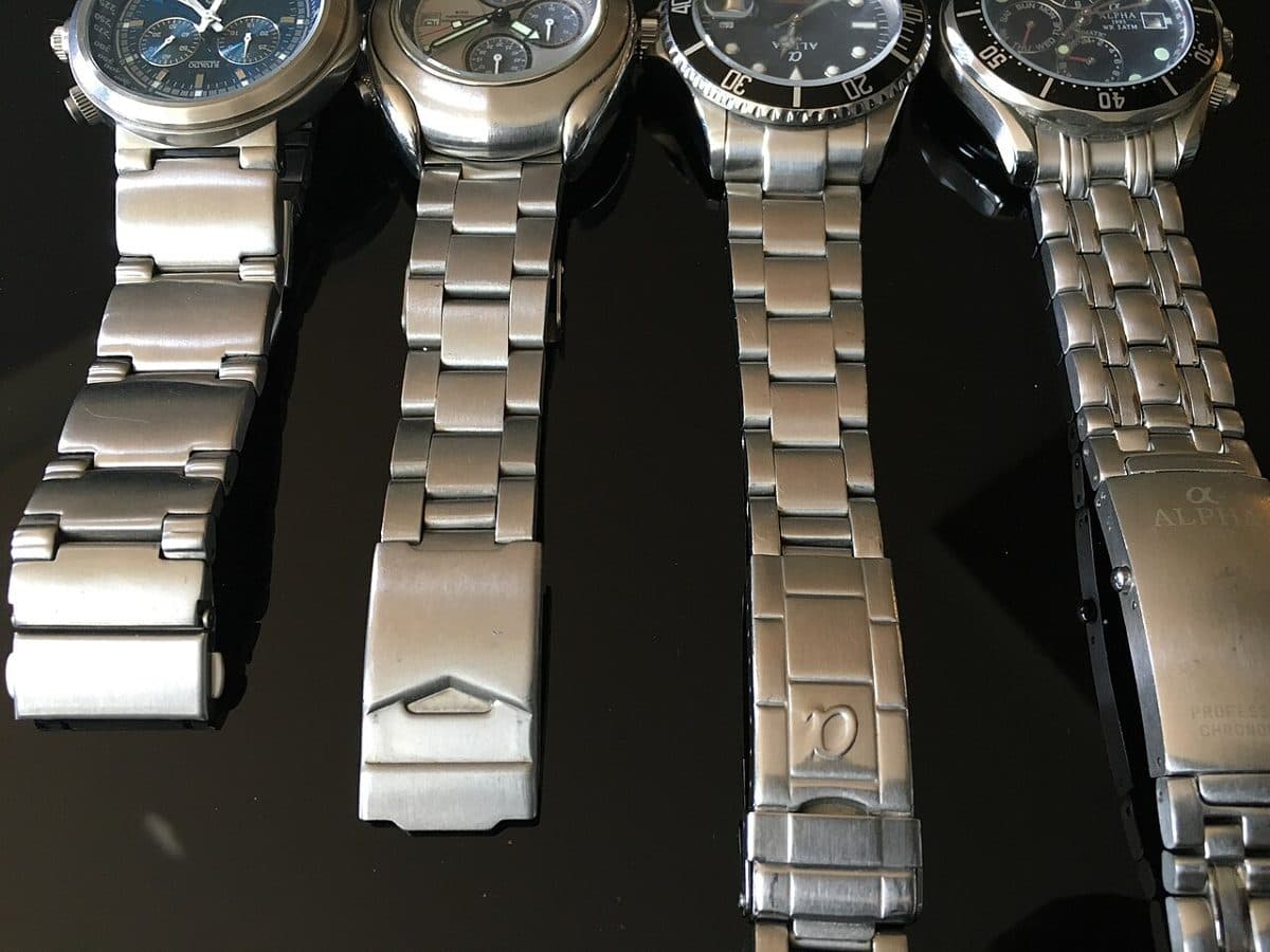 Men's Classic Wristwatch