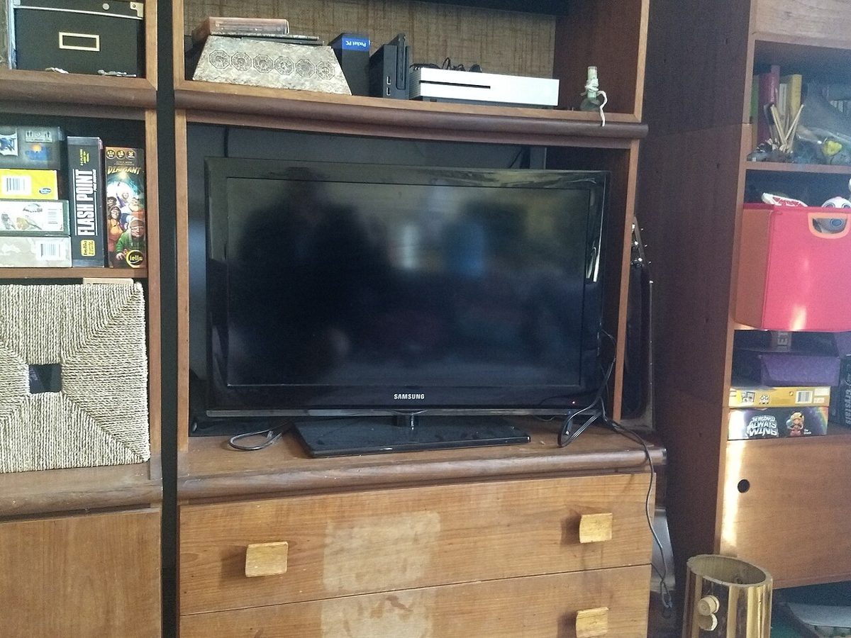 43-inch Smart LED TV