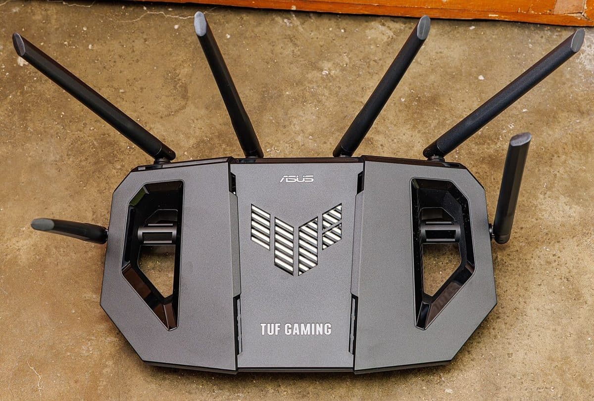 Dual-Band Wi-Fi Router